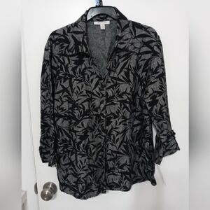 JM Collection Gray and Black Long Sleeve Button Down "Shacket"